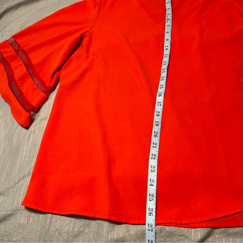 Coral Red Flowy V-Neck Women's Size XL Blouse Top 3/4 Bell Sleeves - Picture 7 of 11